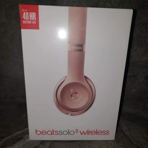 Beats wireless headphones